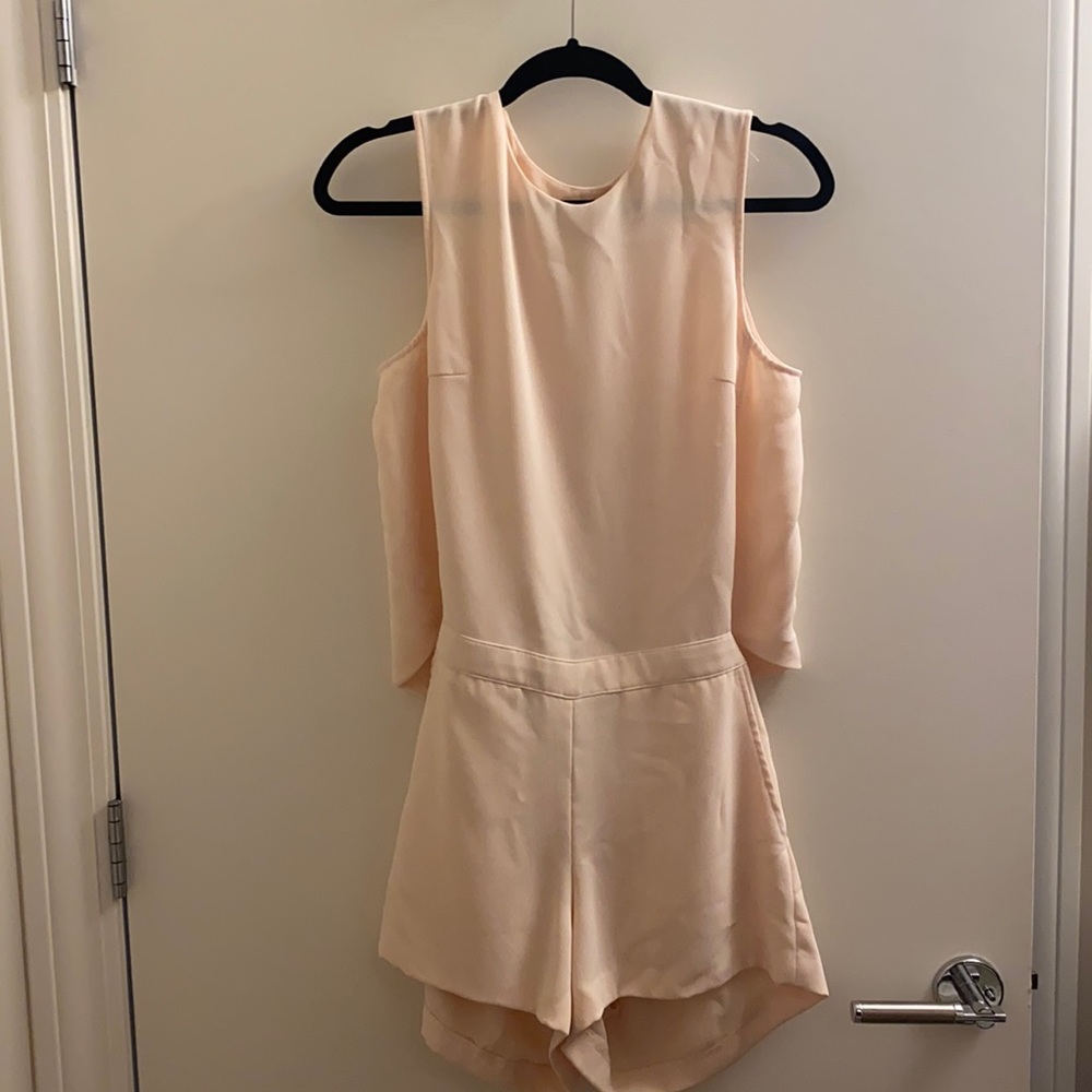 Club Monaco Lyndsey Romper in Light Pink